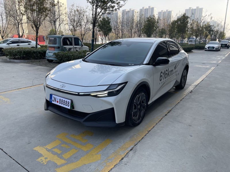 济宁24年丰田BZ3Pro4