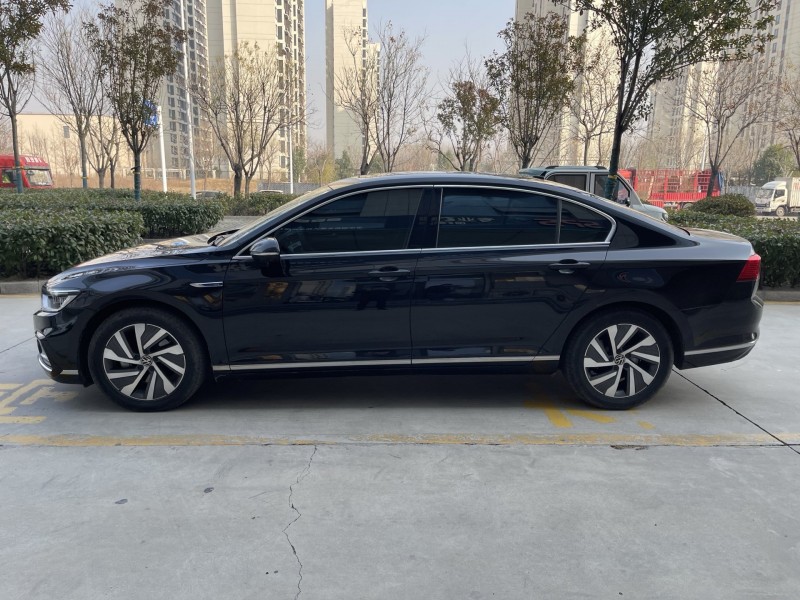 济宁23年大众迈腾4