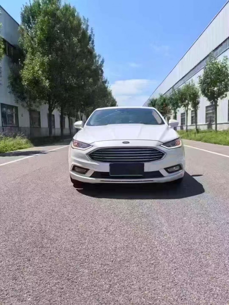 菏泽17年福特蒙迪欧1