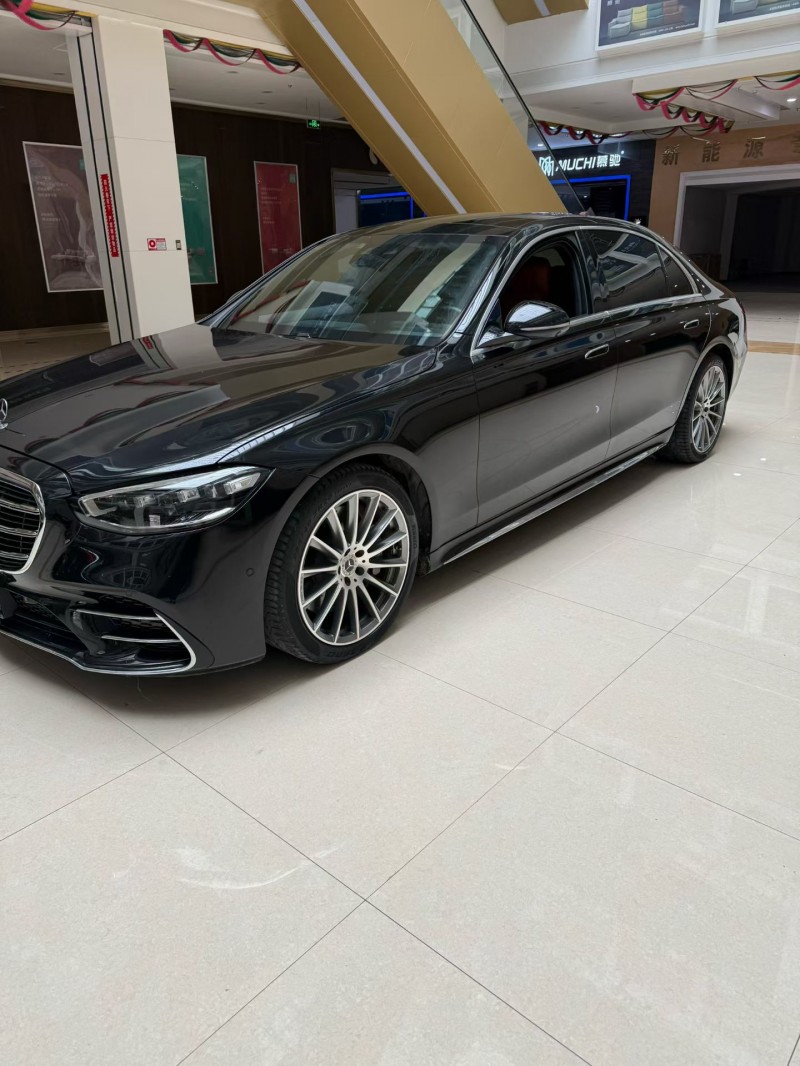 蚌埠23年奔驰迈巴赫S级5
