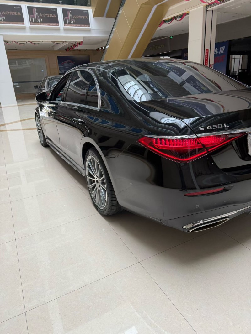 蚌埠23年奔驰迈巴赫S级8