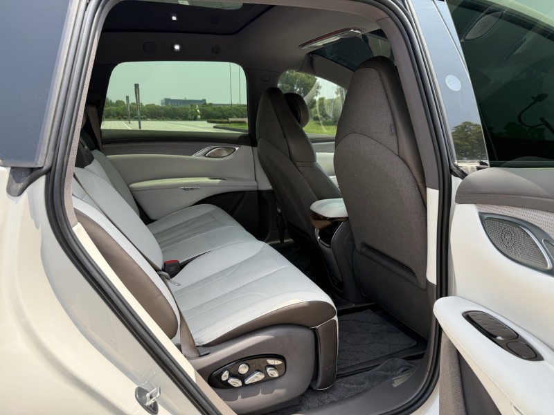 盐城23年智己LS74