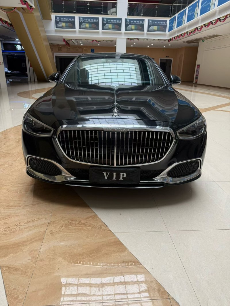 蚌埠21年奔驰迈巴赫S级1