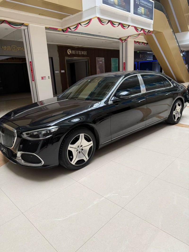 蚌埠21年奔驰迈巴赫S级3
