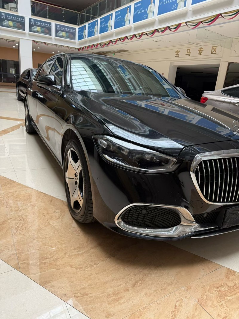 蚌埠21年奔驰迈巴赫S级4