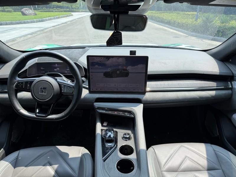 盐城22年极氪汽车0014