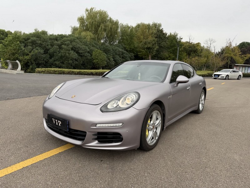 盐城15年保时捷帕拉梅拉2