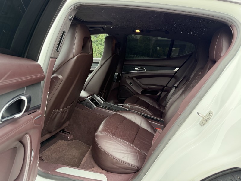 盐城15年保时捷帕拉梅拉4