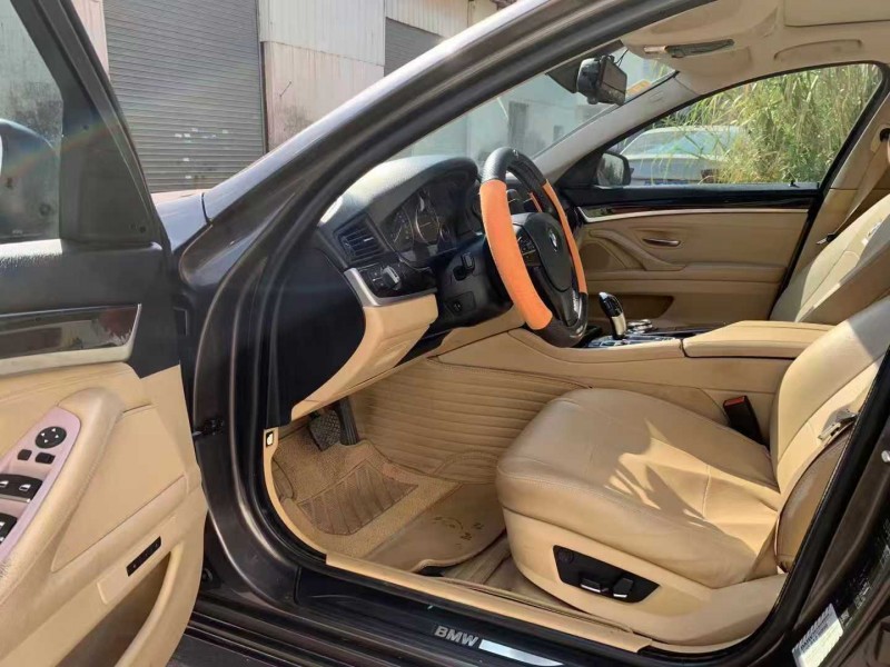 广州13年宝马5系4