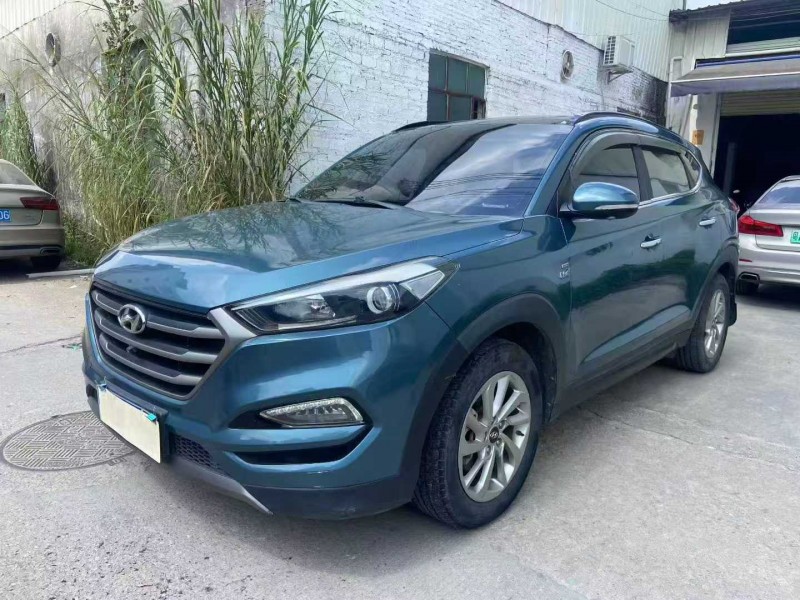 广州17年现代途胜3