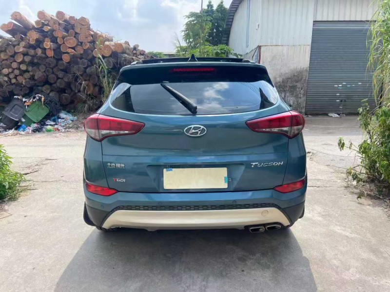 广州17年现代途胜7