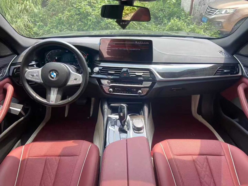 广州23年宝马5系5