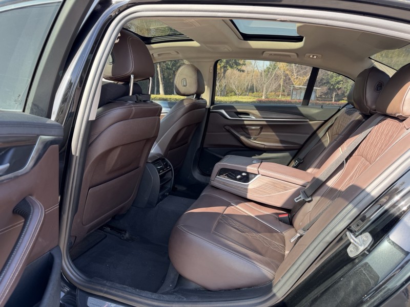 盐城18年宝马5系4