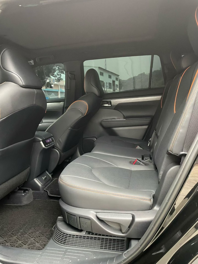 中山25年丰田皇冠6