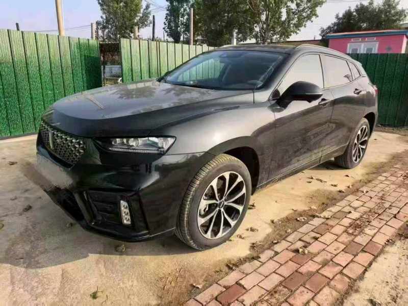 天津20年长城汽车魏牌2