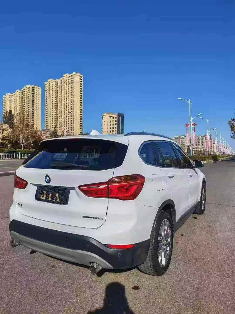 长治19年宝马X17