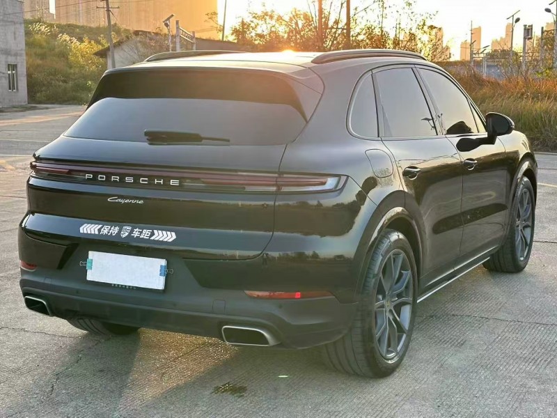 徐州24年保时捷卡宴8