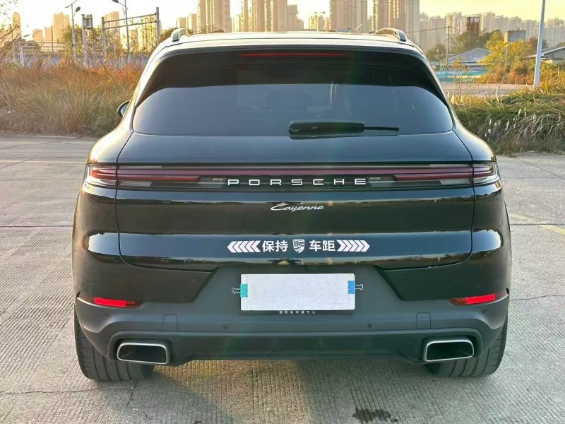 徐州24年保时捷卡宴9