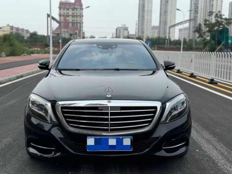天津16年奔驰迈巴赫S级1