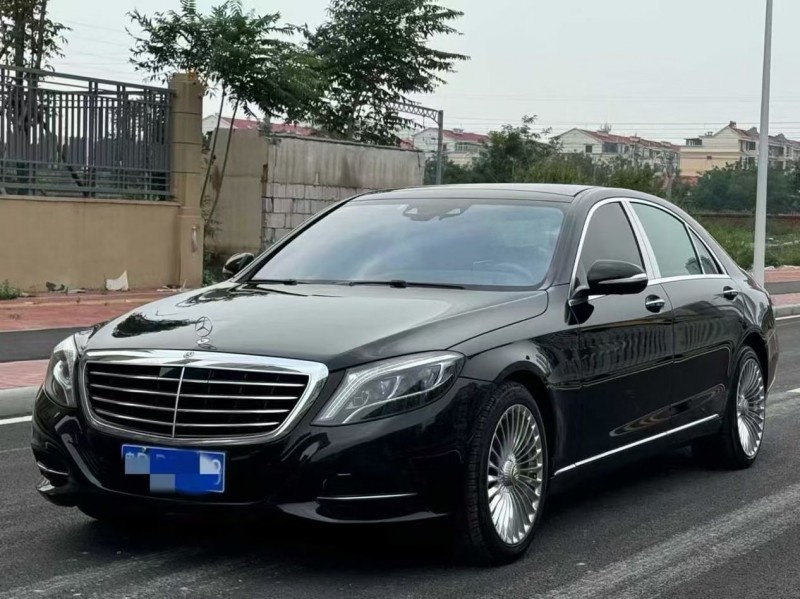 天津16年奔驰迈巴赫S级2