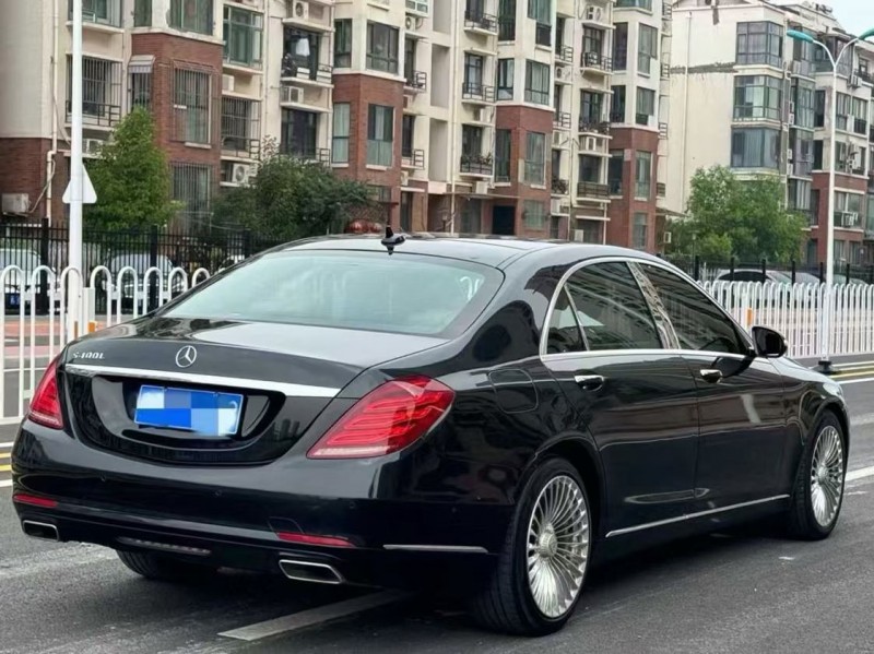 天津16年奔驰迈巴赫S级6