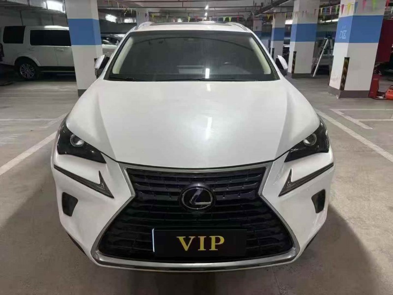 苏州18年雷克萨斯NX1