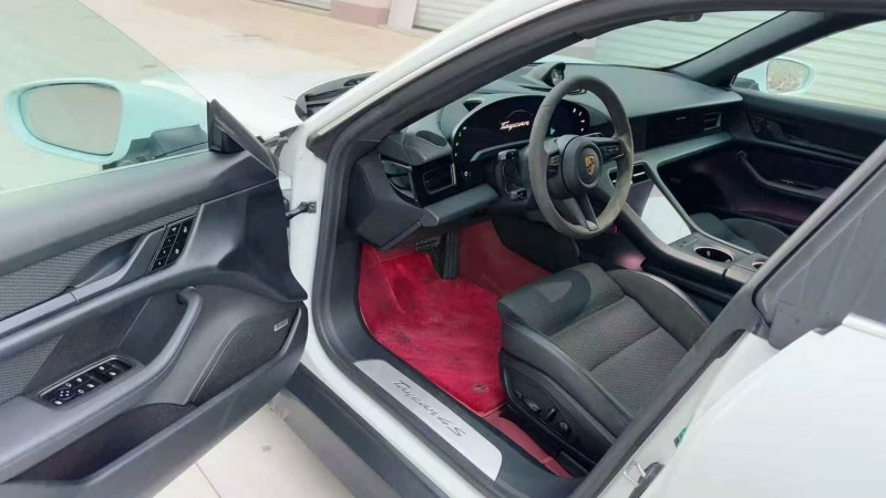 广州20年保时捷Taycan6