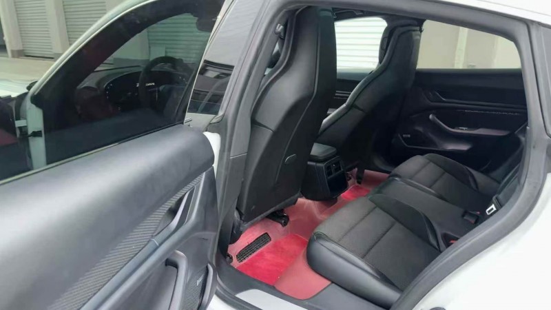 广州20年保时捷Taycan8