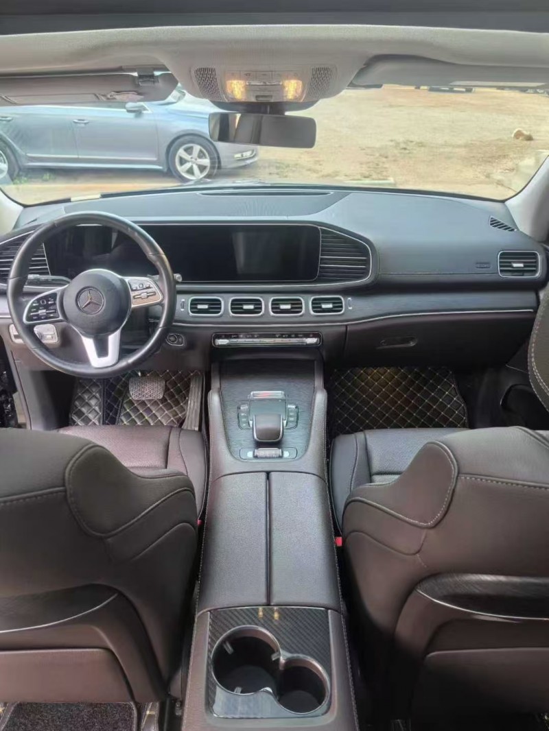 广州23年奔驰GLE7