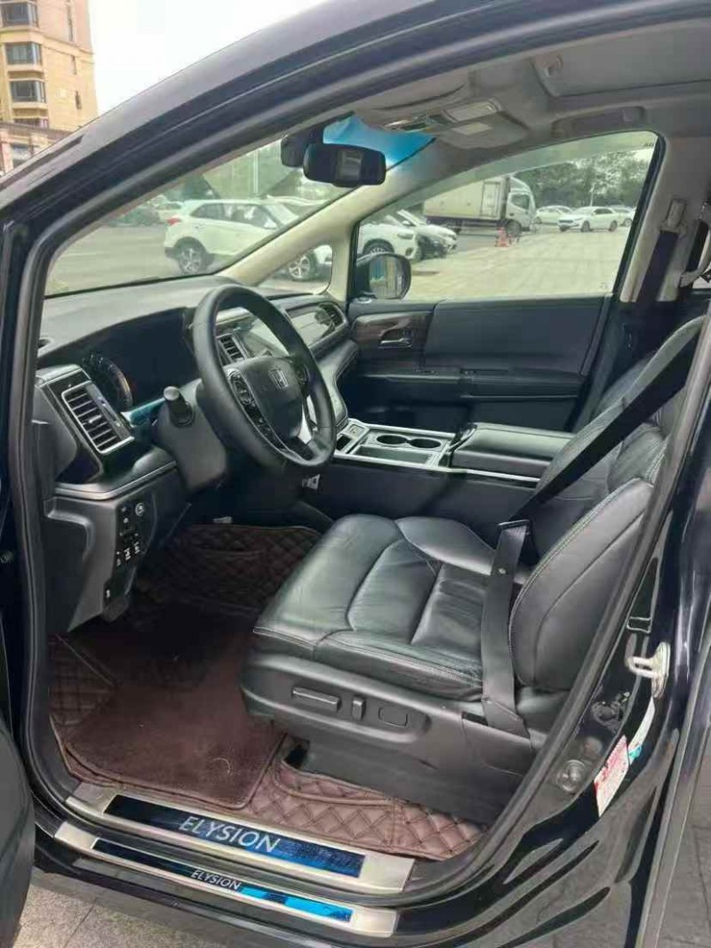 赣州17年本田艾力绅9