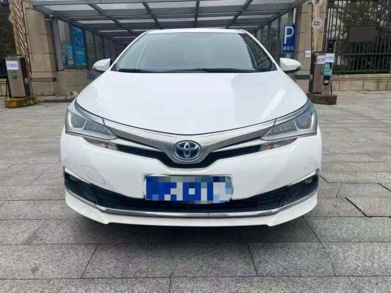 新余19年丰田雷凌1