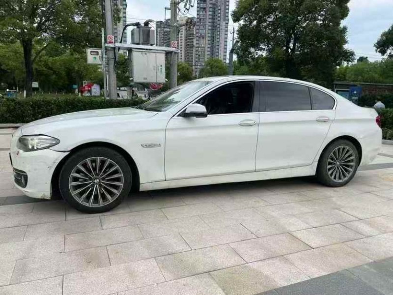 九江14年宝马5系8