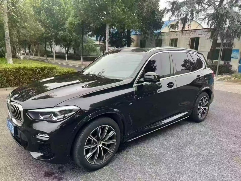 广州21年宝马X52