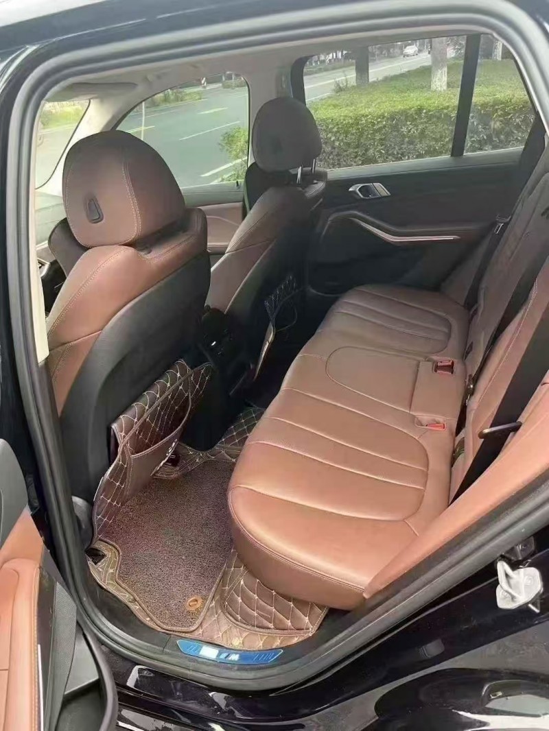 广州21年宝马X54