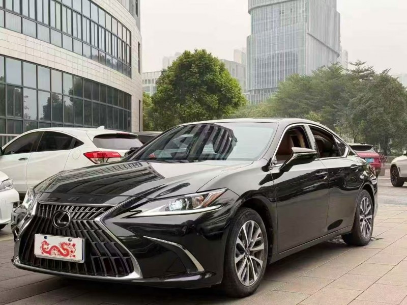 广州23年雷克萨斯ES2