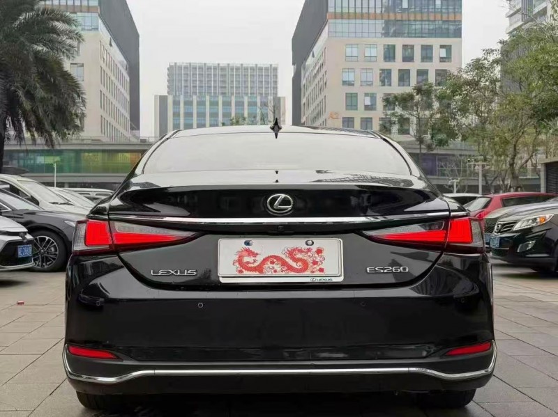 广州23年雷克萨斯ES9