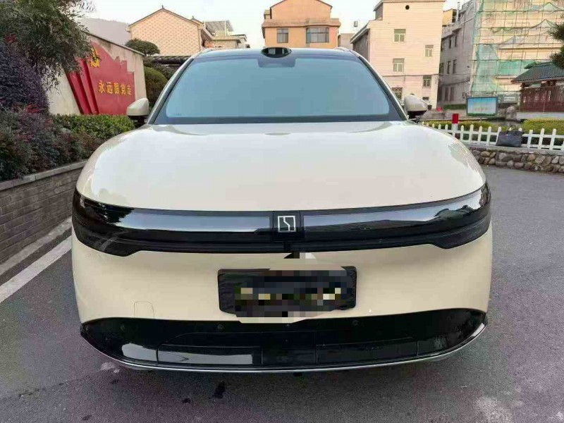 温州25年极氪汽车7X1