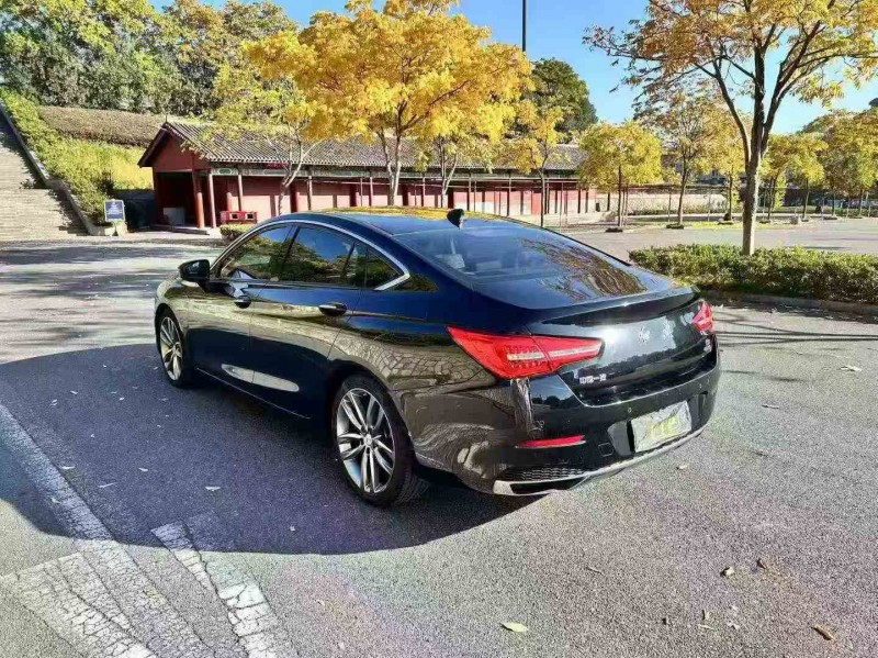 湖州19年红旗H56