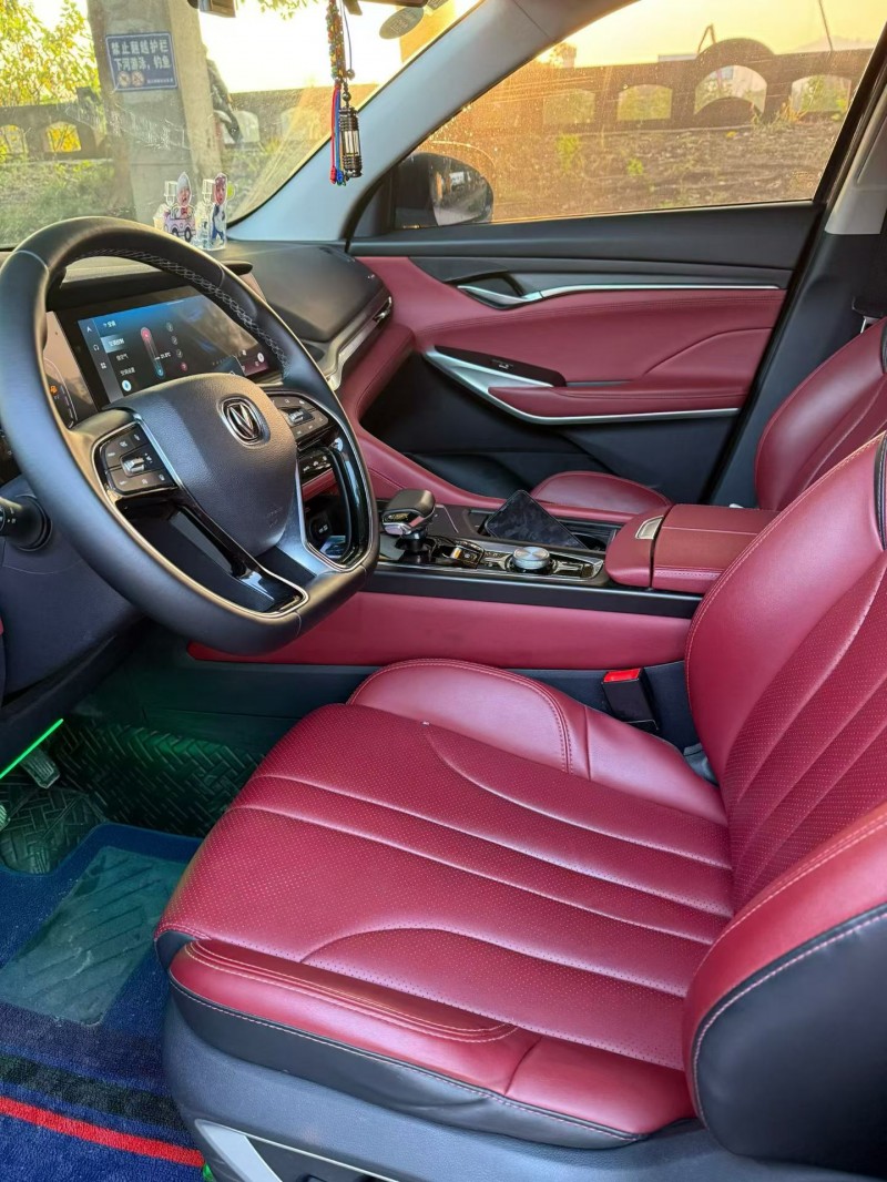 成都21年长安汽车CS752