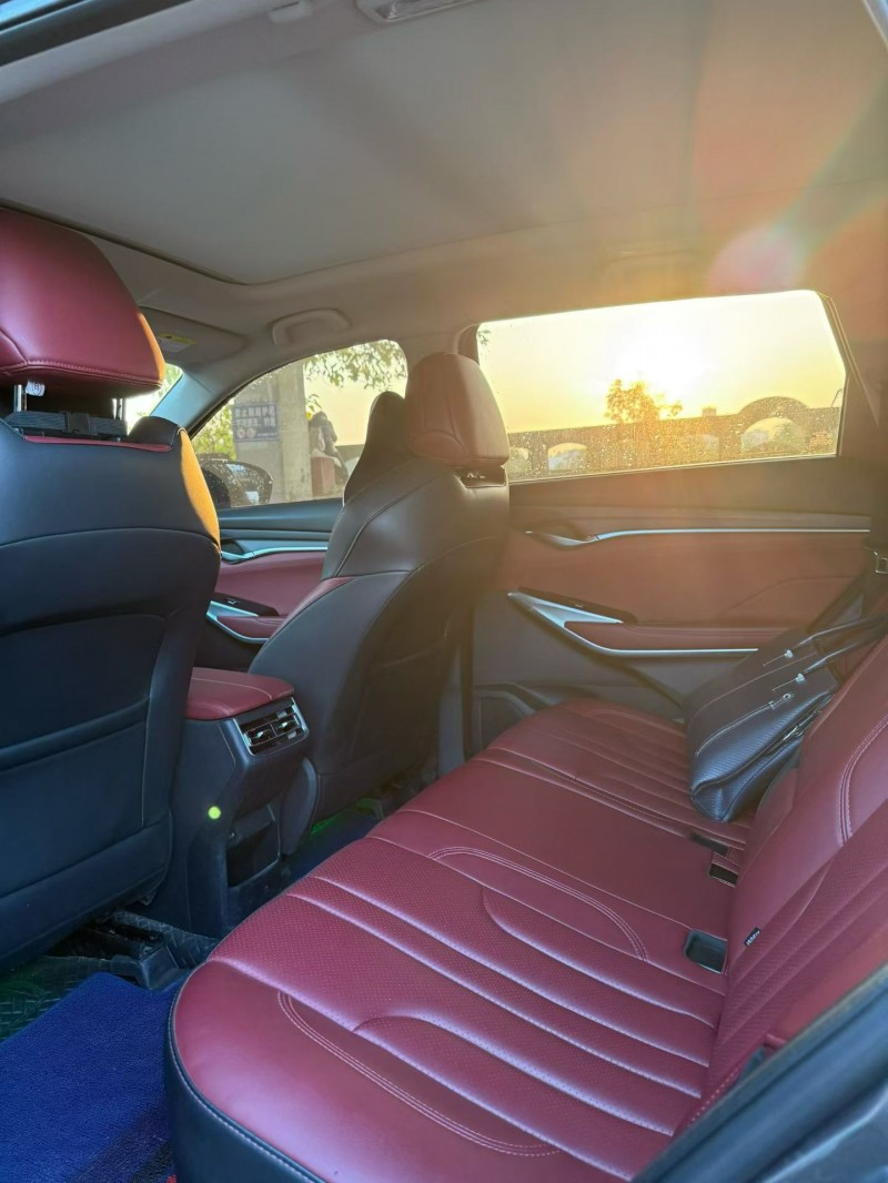 成都21年长安汽车CS754