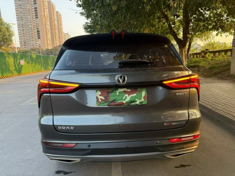 成都21年长安汽车CS759