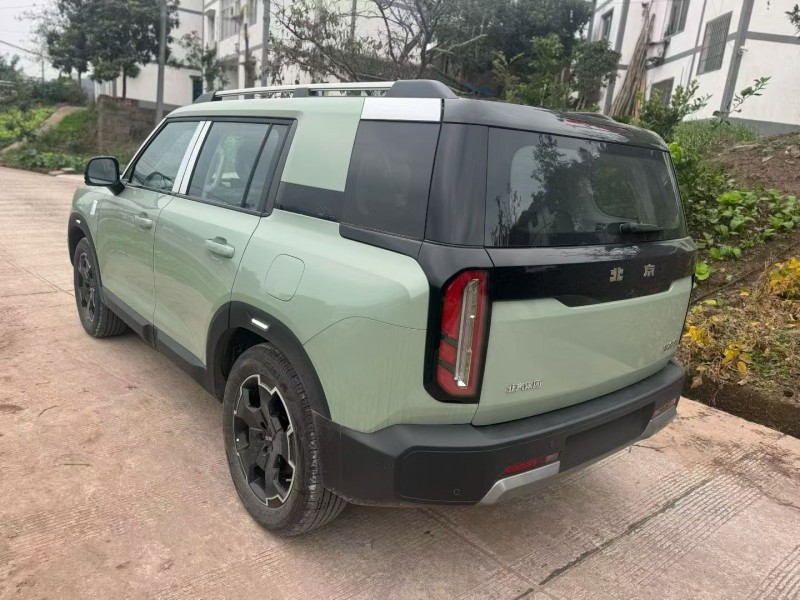 成都25年北京BJ303