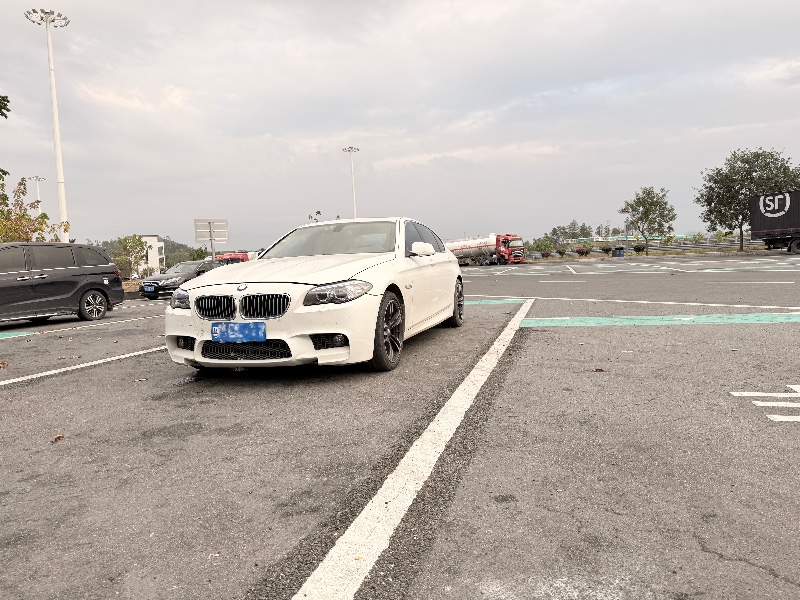 惠州11年宝马5系9