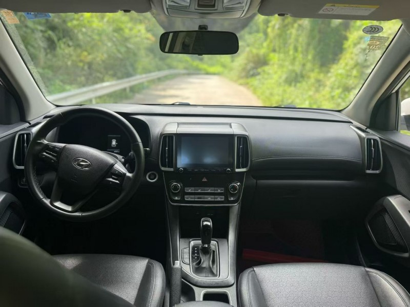 成都19年现代ix353