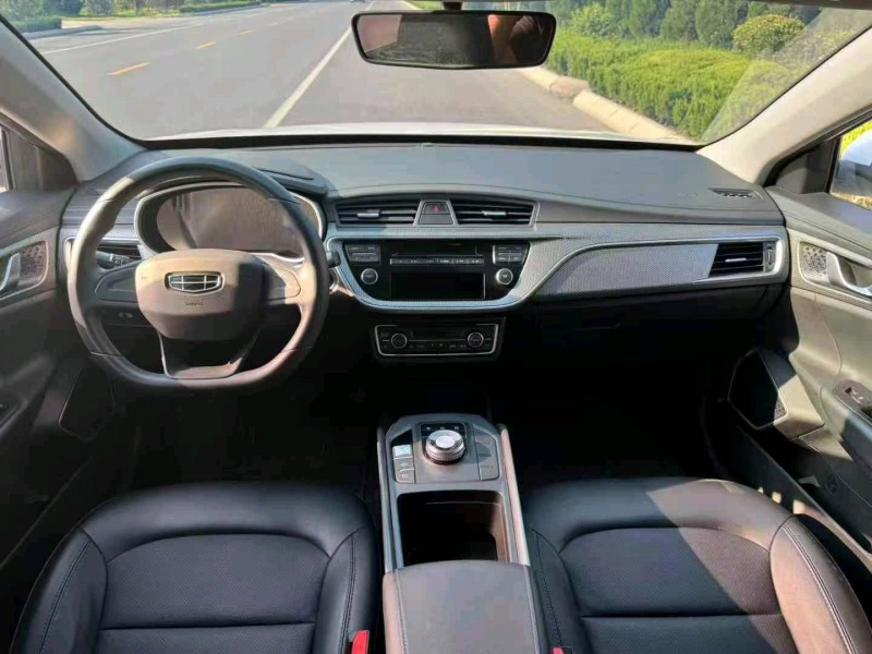 淄博24年吉利帝豪7