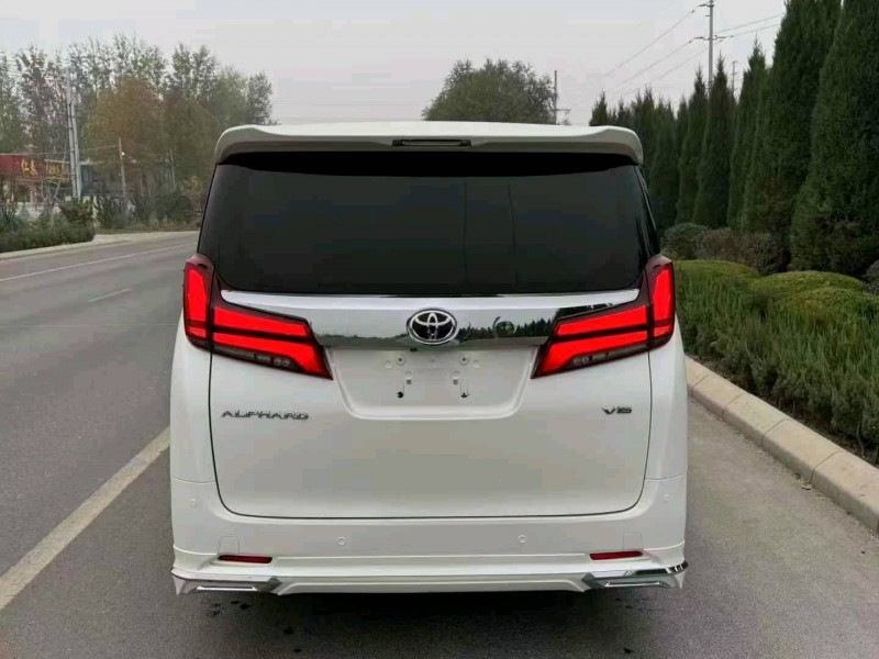 淄博17年丰田埃尔法6