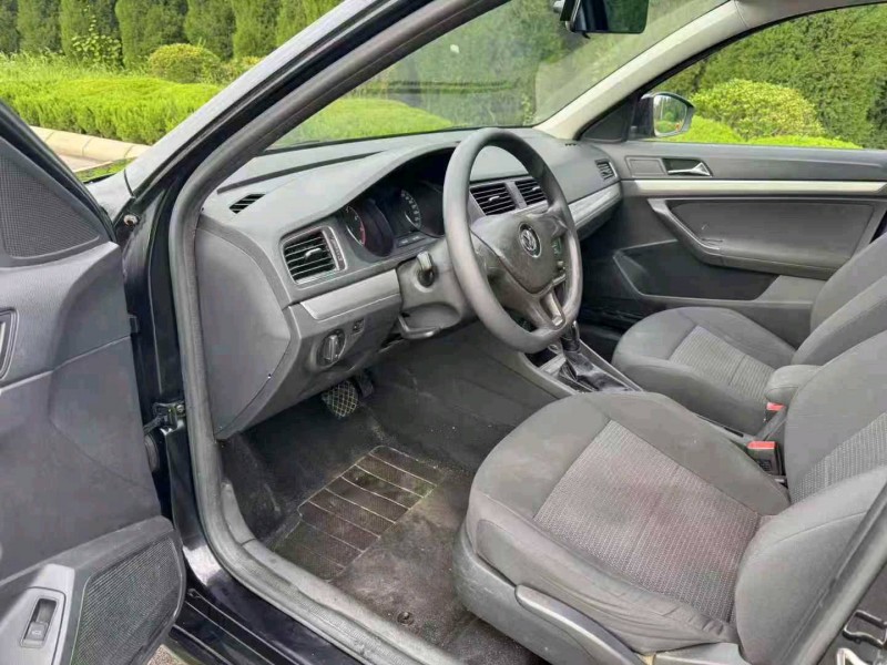 淄博18年大众朗逸7