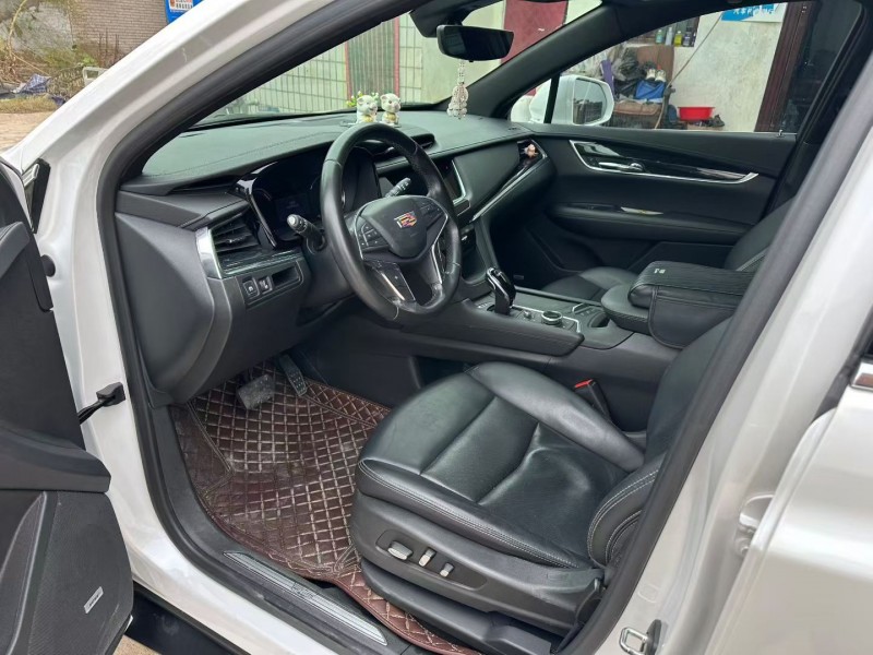 郑州20年凯迪拉克XT53