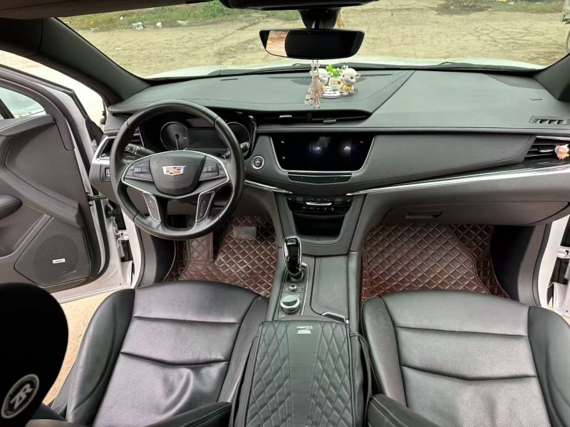 郑州20年凯迪拉克XT58