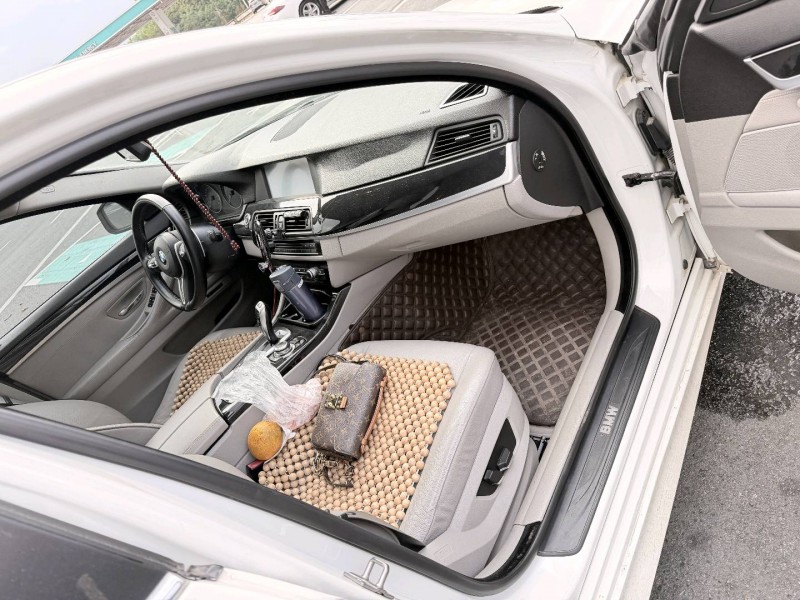 惠州11年宝马5系6